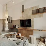 Orosi - 2 Bedrooms And Balcony In Poble Sec